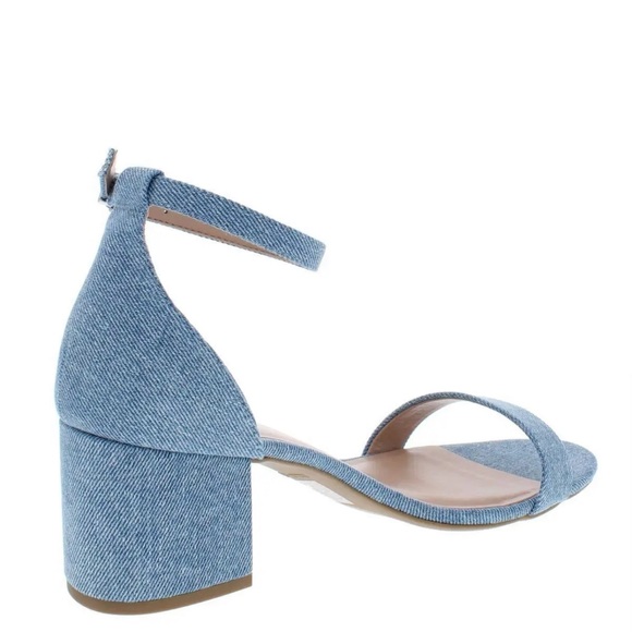 Call it Spring Sandal - Picture 3 of 7